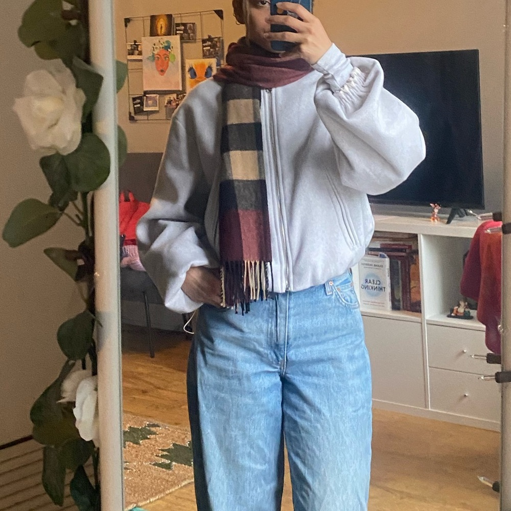 Light gray jacket!